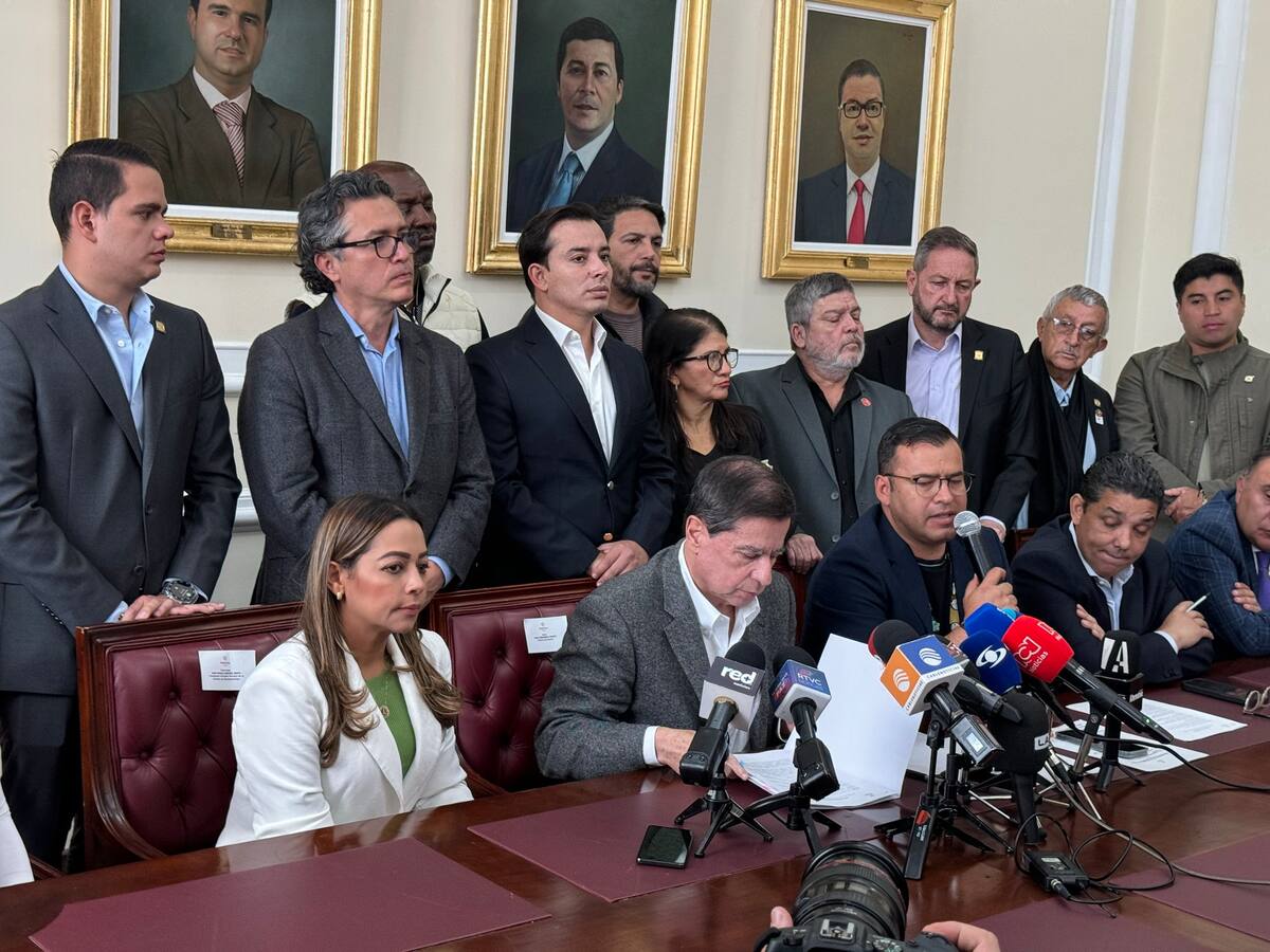 MinInterior radicó nueva reforma política en el Congreso