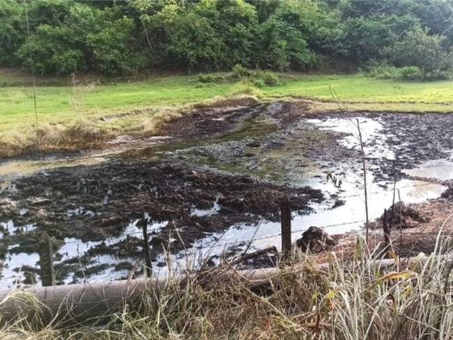 Oleoducto en el que se detonaron artefactos explosivos.. Foto: Ecopetrol.