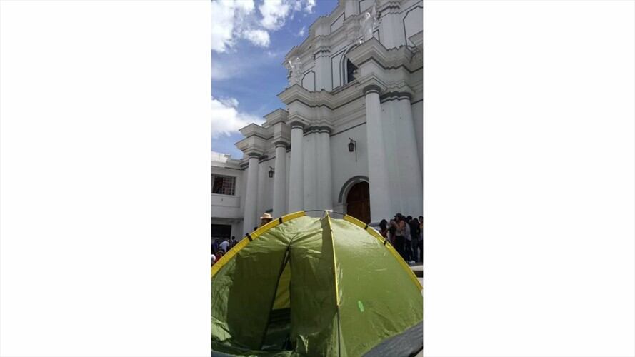 Los universitarios armaron sus carpas y en el tradicional parque realizaron diferentes actividades simbólicas, lúdicas, culturales y deportivas. Foto: Andrés Velasco (cortesía)