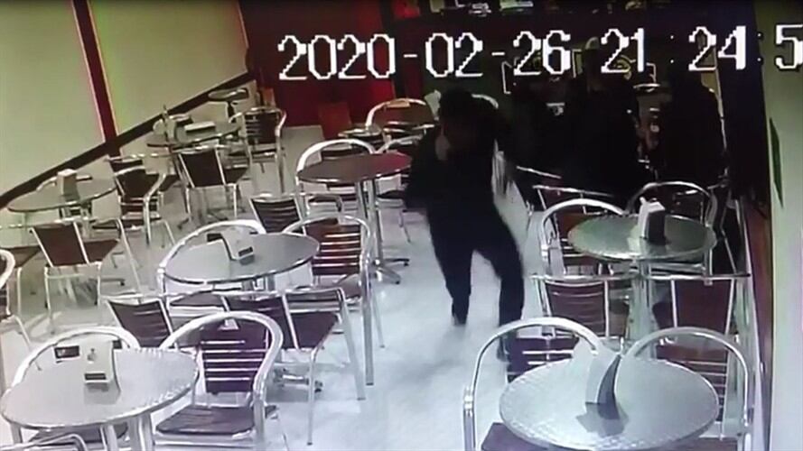 En video quedó un robo de celular en el norte de Bogotá. Foto: Captura de pantalla