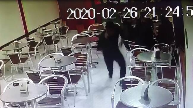 En video quedó un robo de celular en el norte de Bogotá. Foto: Captura de pantalla