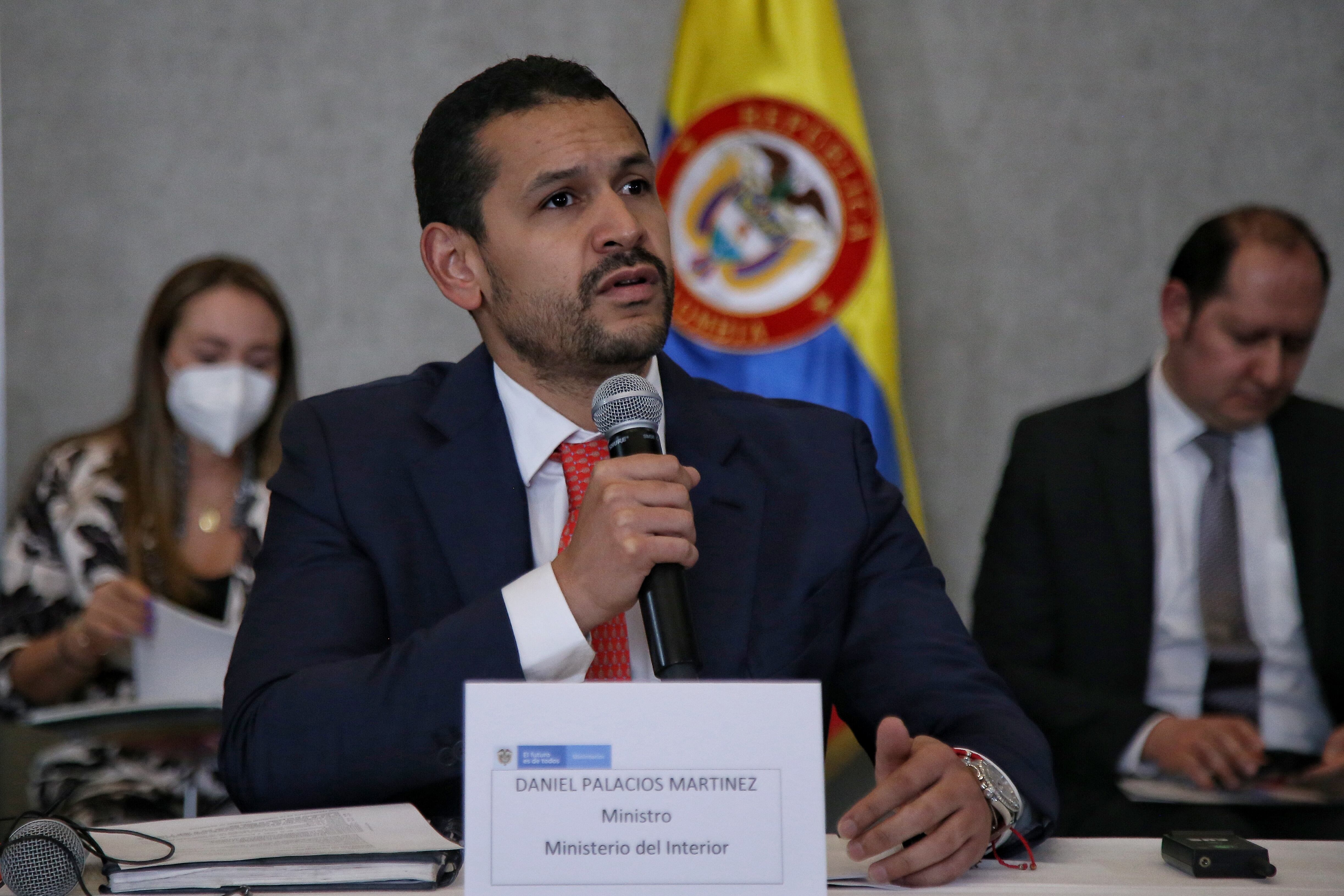 BOGOTÁ. Marzo 22 de 2022. El ministro del Interior, Daniel Palacios (foto), se reúne en el hotel Hilton de Corferias con colectividades políticas, misiones internacionales y nacionales de observación electoral en la Comisión Nacional de Garantías Electorales. (Colprensa - Camila Díaz)