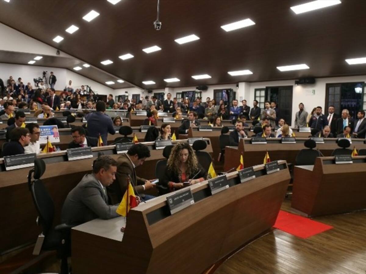 ¿Mermelada en la alcaldía de Claudia López para concejales?