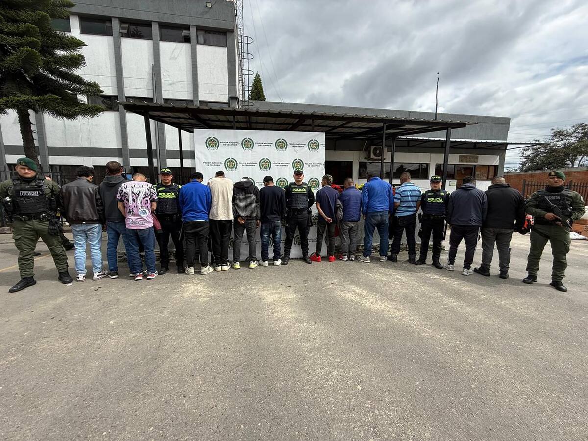 Capturan trece personas que intentaban robar una bodega textil en Fontibón, Bogotá