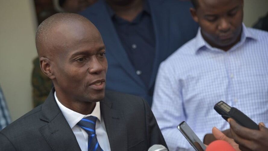 El asesinato de Jovenel Moise ha sido atribuido por las autoridades haitianas a un comando de hombres armados que hablaban inglés y español. Foto: Getty Images / HECTOR RETAMAL