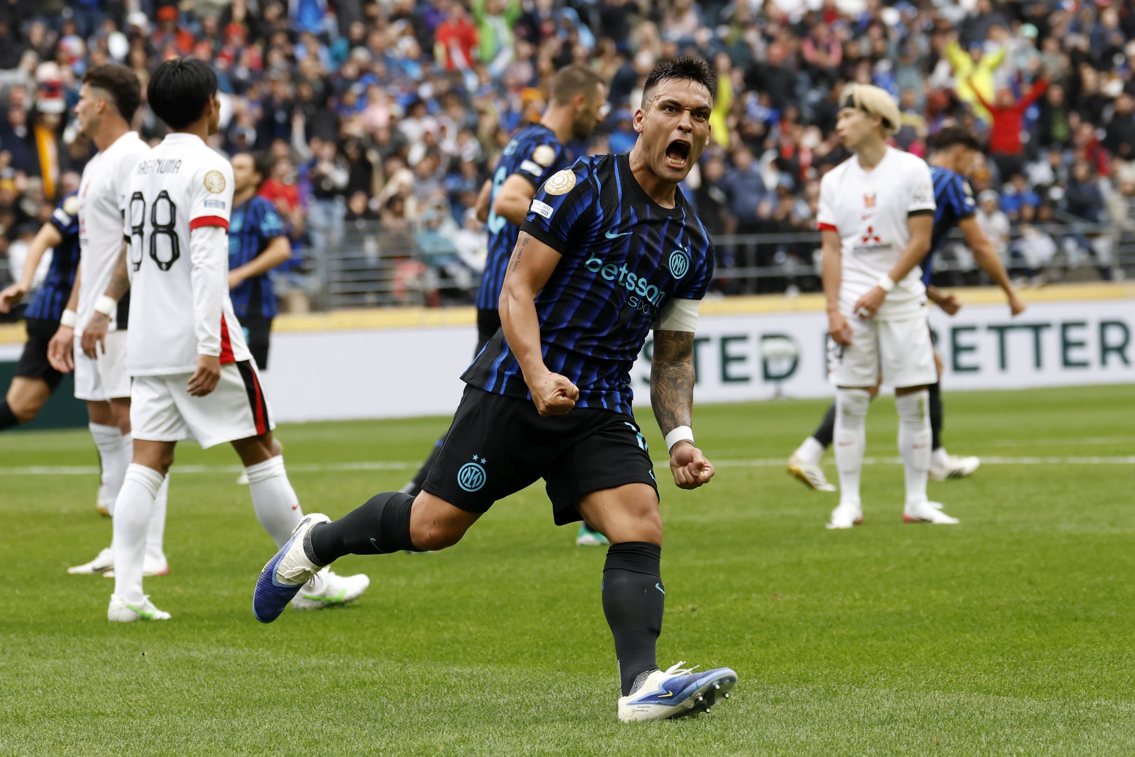 SEATTLE (United States), 21/06/2025.- Lautaro Martinez of Inter Milan celebrates after scoring the 1-1 goal during the FIFA Club World Cup 2025 match between Inter Milan and Urawa Red Diamonds in Seattle, Washington, USA, 21 June 2025. (Mundial de Fútbol) EFE/EPA/JOHN G. MABANGLO