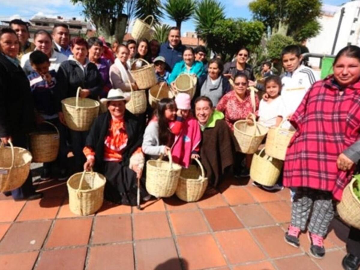 En 13 municipios de Boyacá se viene adelantando trueque de plástico por canastos