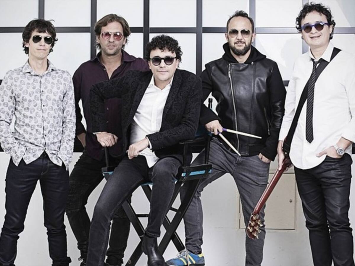 Poligamia sorprende a sus fans con la recopilación '25 años en vivo'