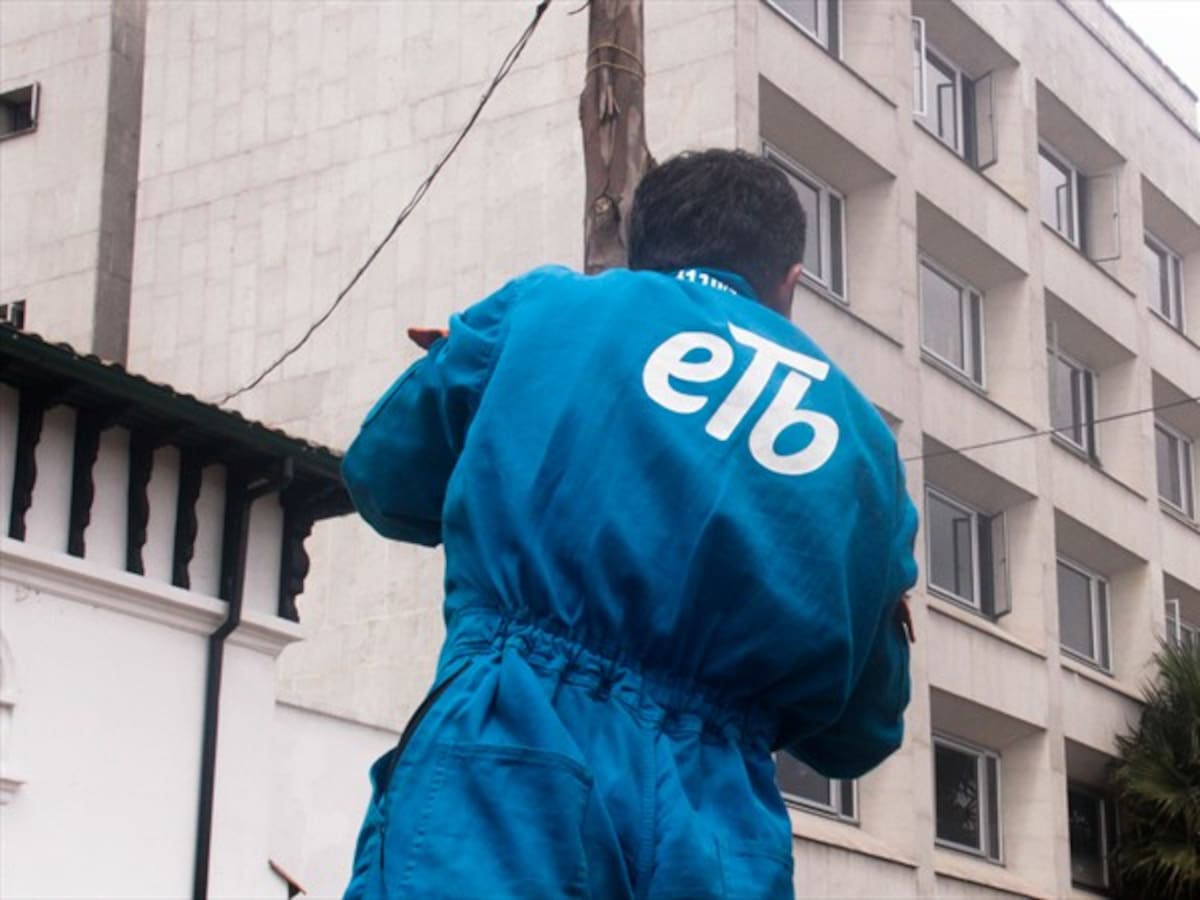 Usuarios de ETB reportaron caída del servicio en redes sociales