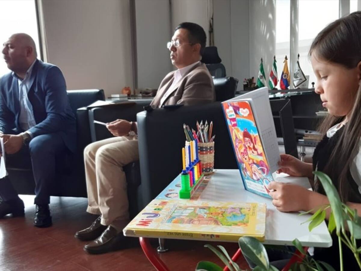 Corpoboyacá lidera campaña ambiental para reutilizar útiles escolares en el país
