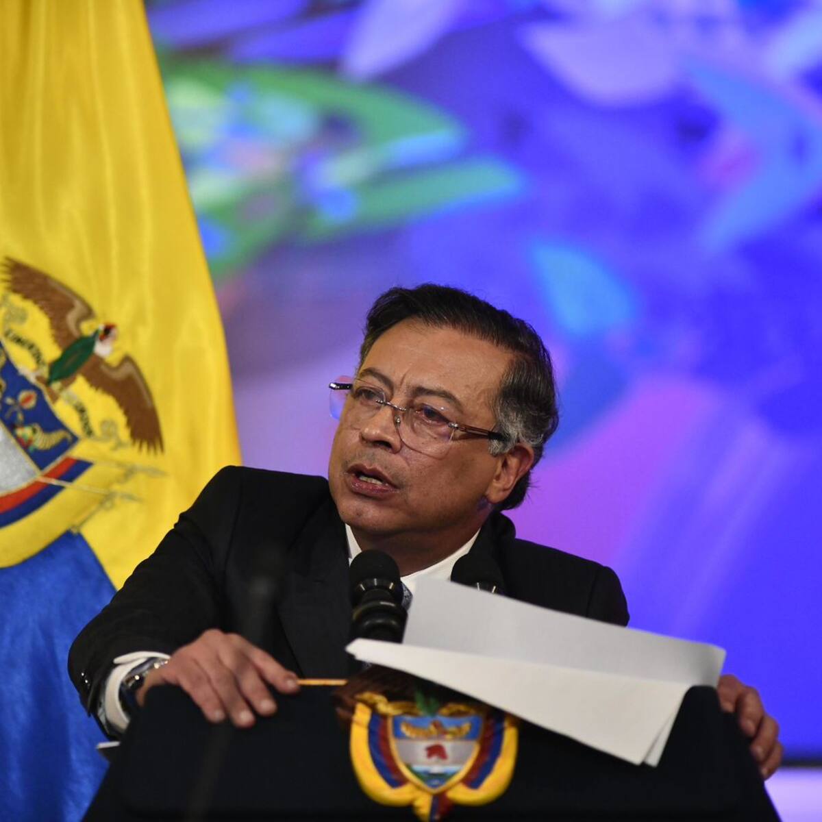 Presidente Petro dice que pacto con el sector financiero fracasó y propone crear un banco público