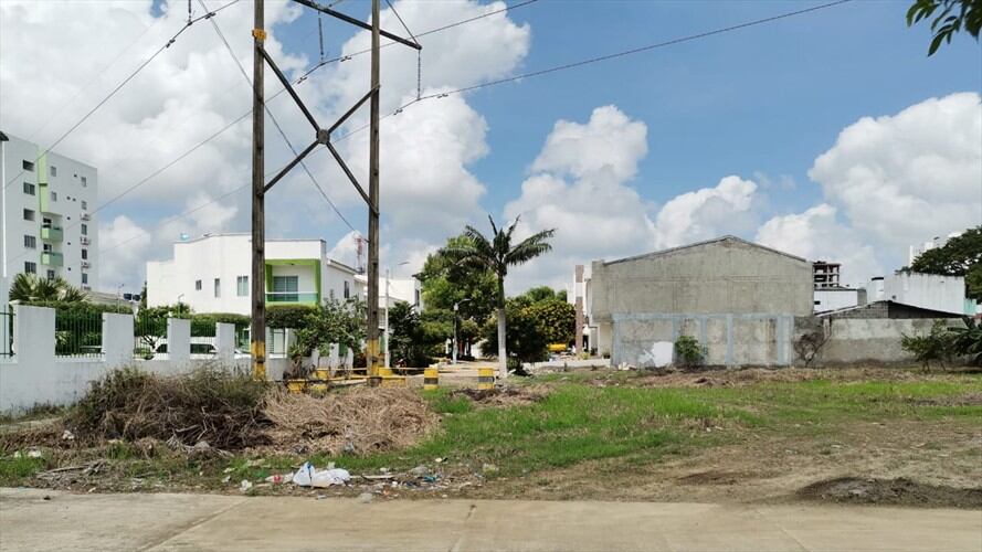 Torre eléctrica tendría en jaque a los habitantes de La Castellana en Montería. Foto: cortesía.