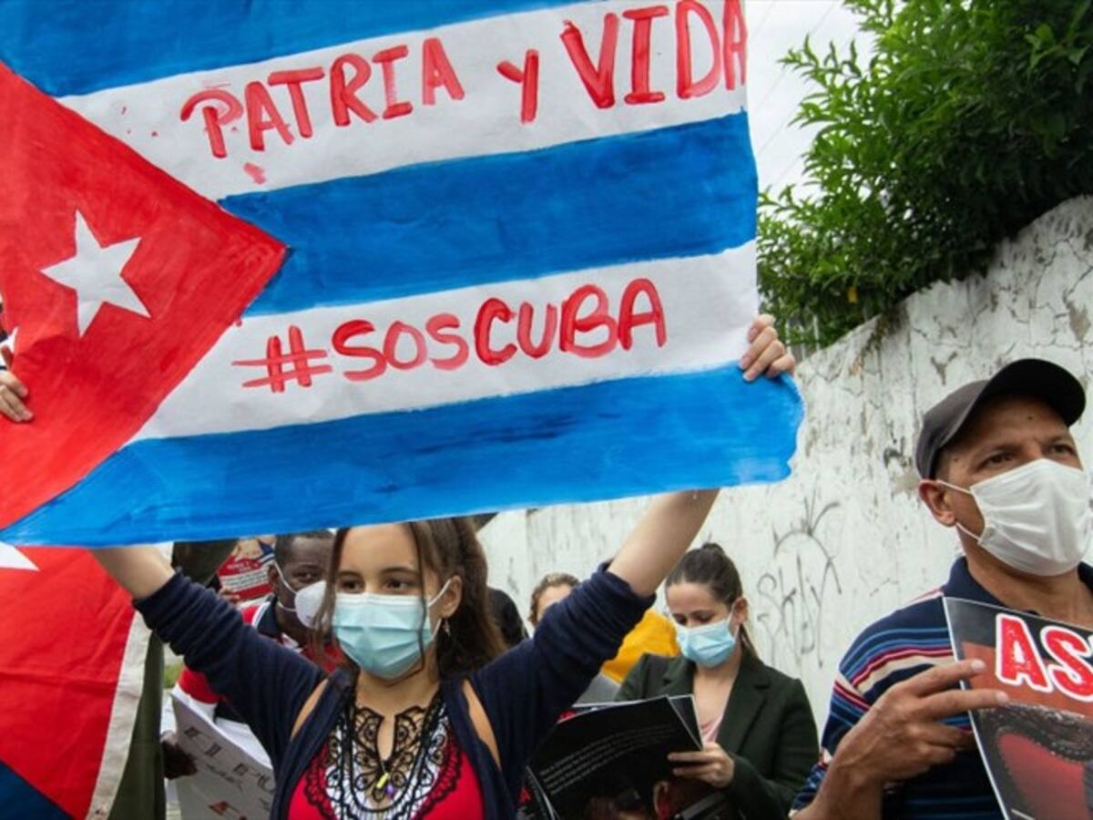 Gobierno colombiano pide a autoridades de Cuba respetar el derecho a la protesta