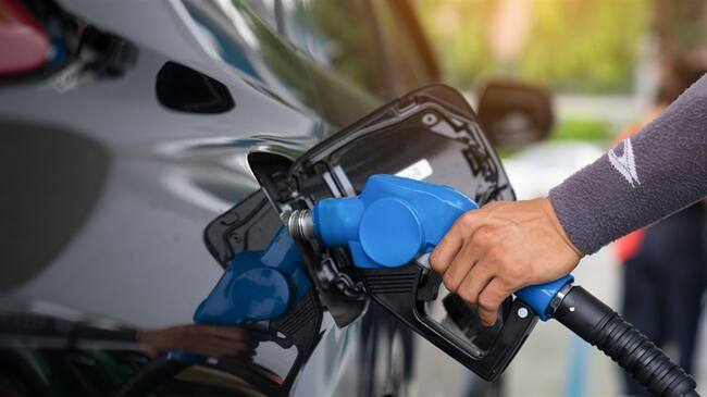 El Congreso aprobó la sobretasa a la gasolina. Foto: Colprensa