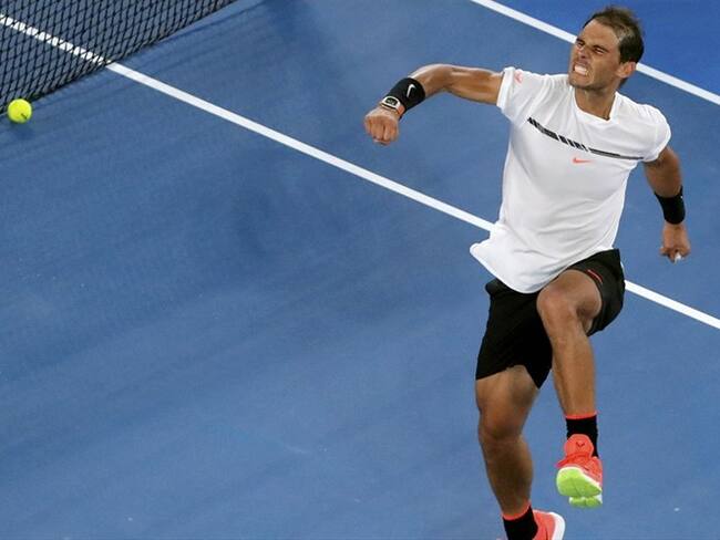 El tenista español Rafael Nadal se metió nuevamente entre los ocho mejores de un Grand Slam al vencer el lunes al francés Gael Monfils por 6-3, 6-3, 4-6 y 6-4.. Foto: Agencia Reuters