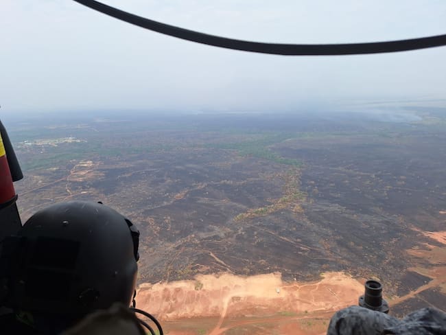 Fuerzas Militares controlaron incendio forestal en Vichada. Foto: cortesía Fuerzas Militares.