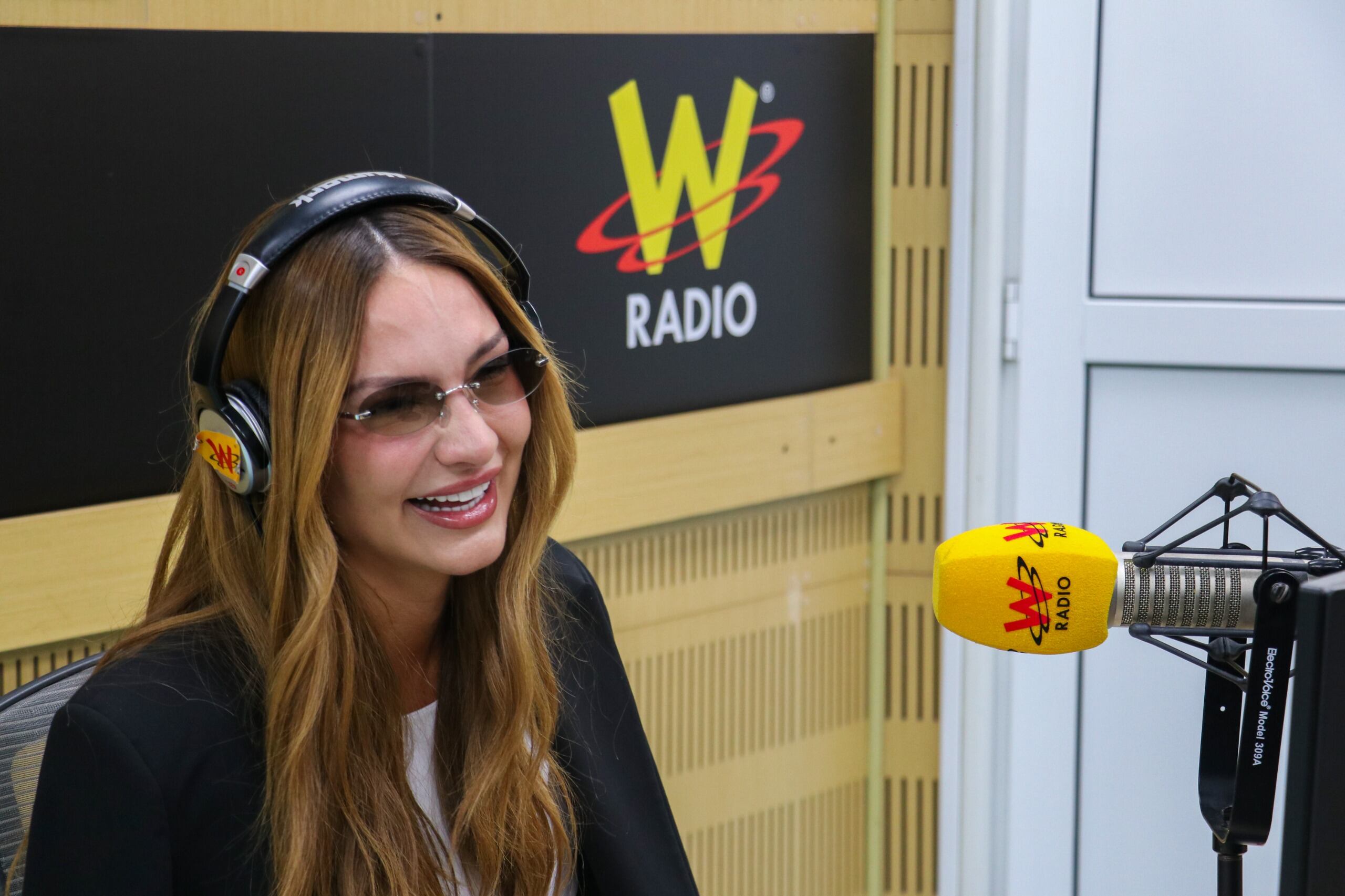 “Quisimos crear un movimiento”: Kimberly Reyes sobre canción que celebra el poder femenino