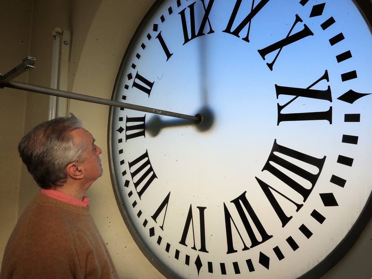 Así se prepara La Puerta del Sol en Madrid para las campanadas de Año Nuevo