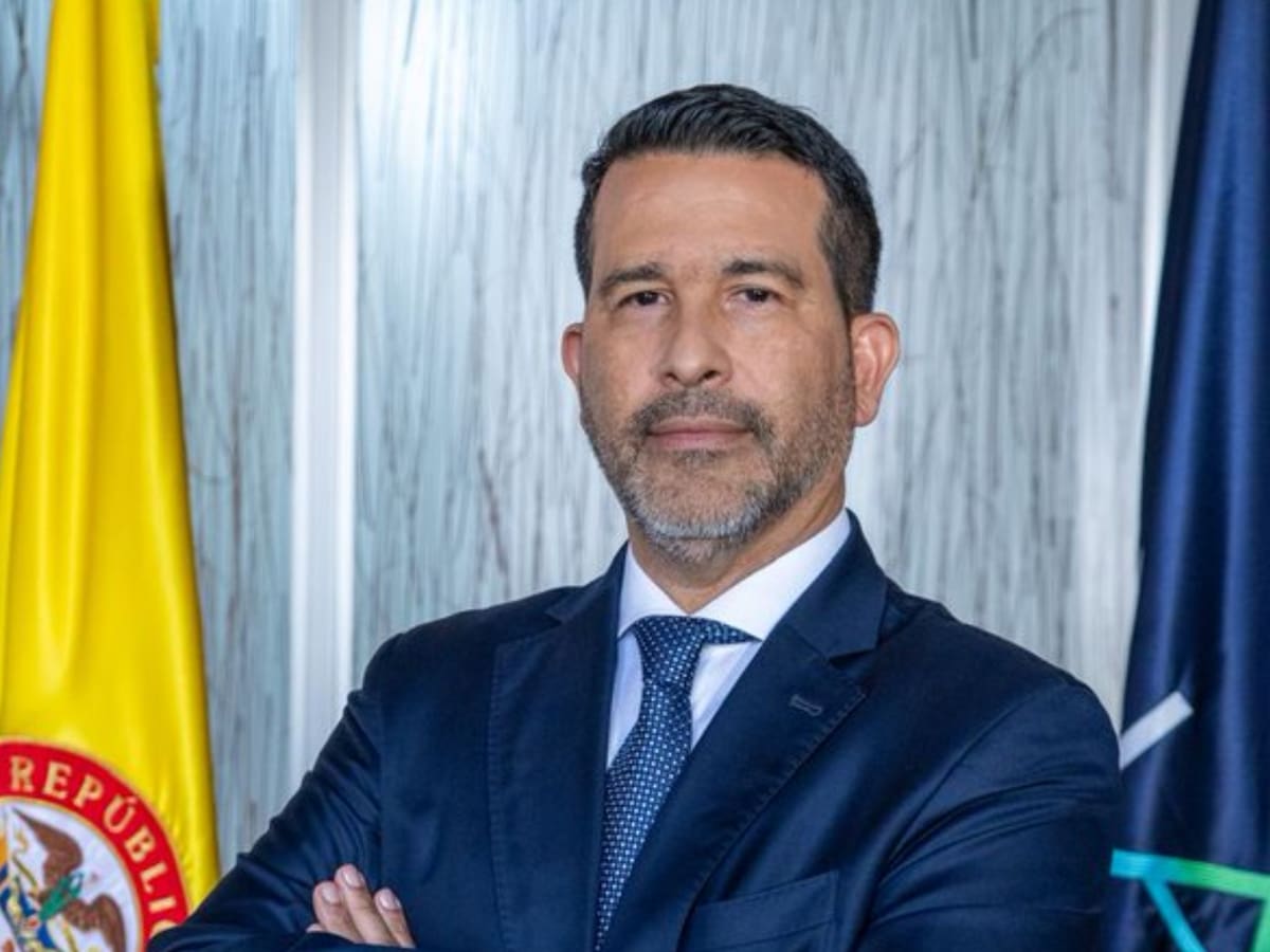 Dian responde a orden de arresto a director: “Es imposible cumplir directriz sobre nombramientos”