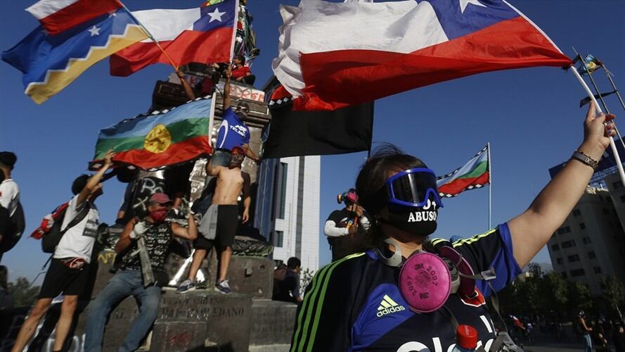 El Gobierno chileno ha sido enfático en rechazar la presencia de los encapuchados en el Congreso. Foto: Getty Images