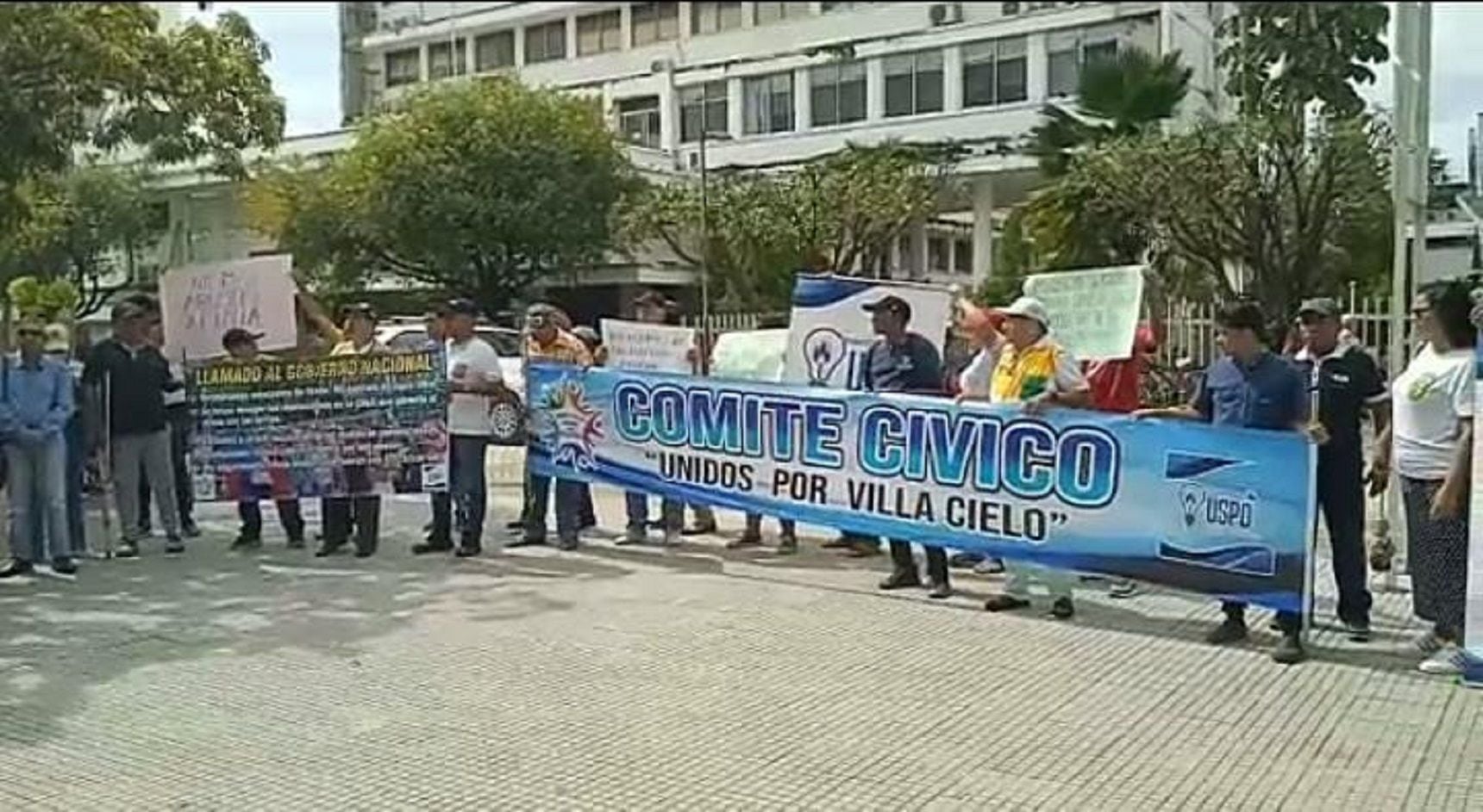 Protesta contra Afinia en el parque central de Montería. Foto: cortesía.