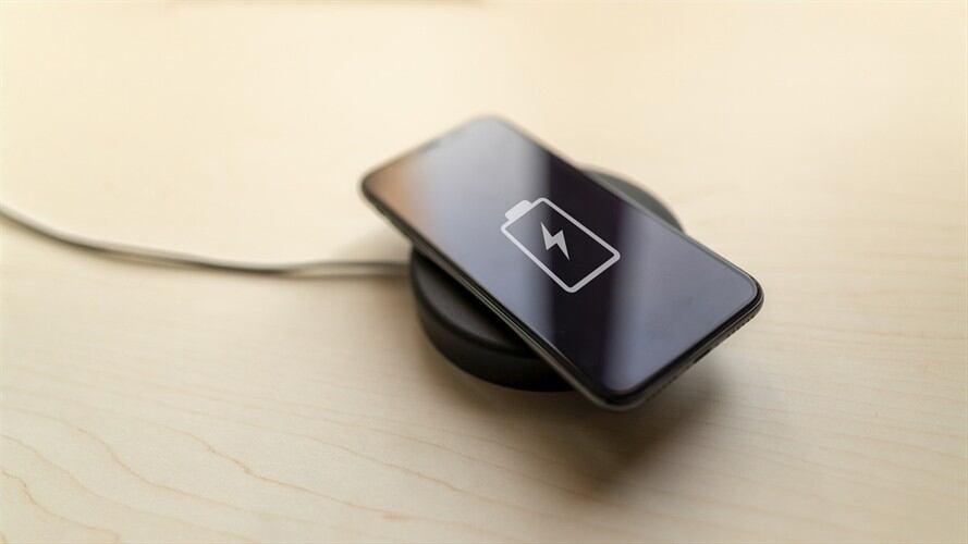 Conozca el paso a paso para saber el estado de la batería de su teléfono móvil. . Foto: Getty Images