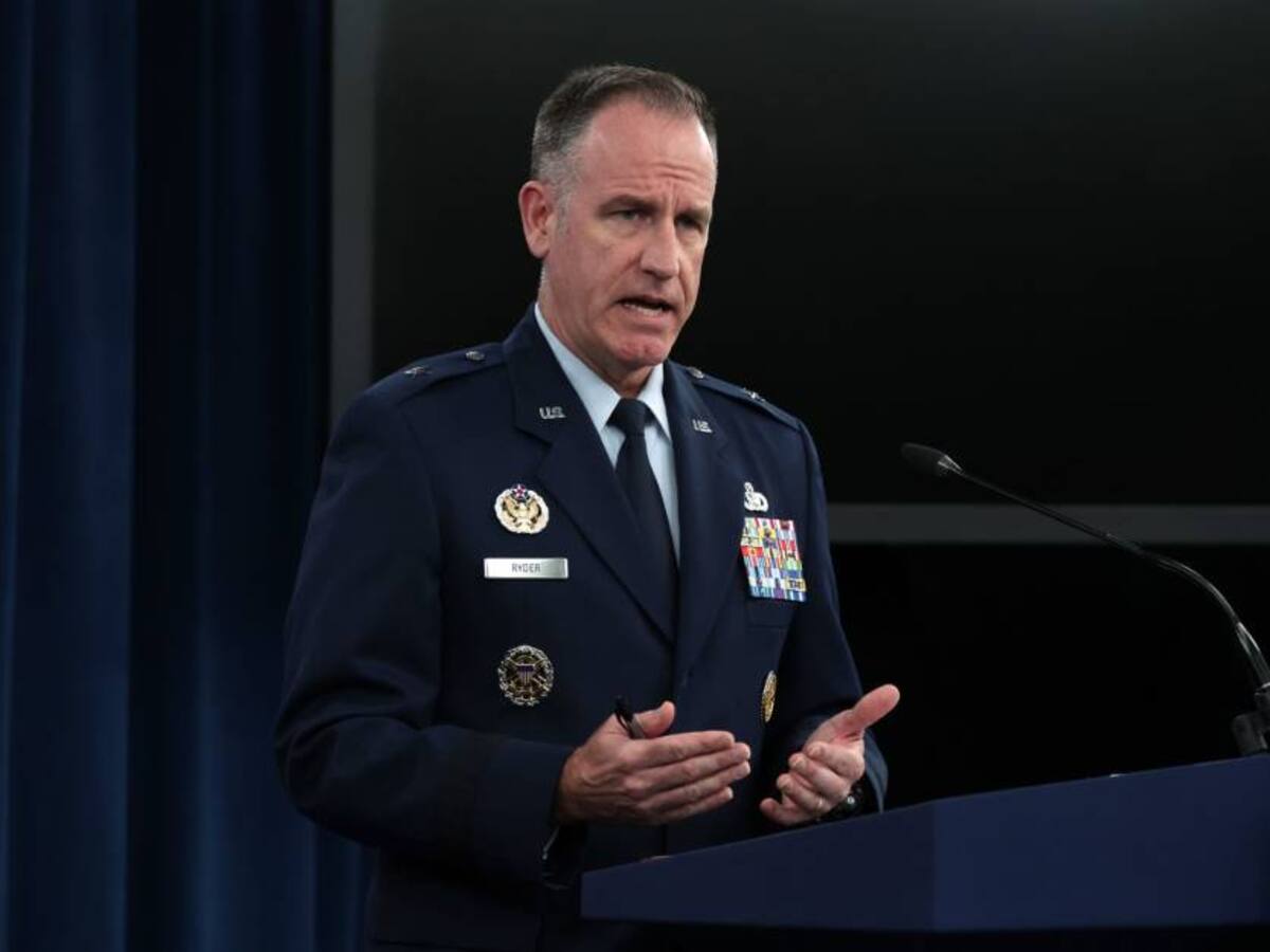 Estados Unidos advierte que persiste la amenaza de un ataque de Irán y sus aliados