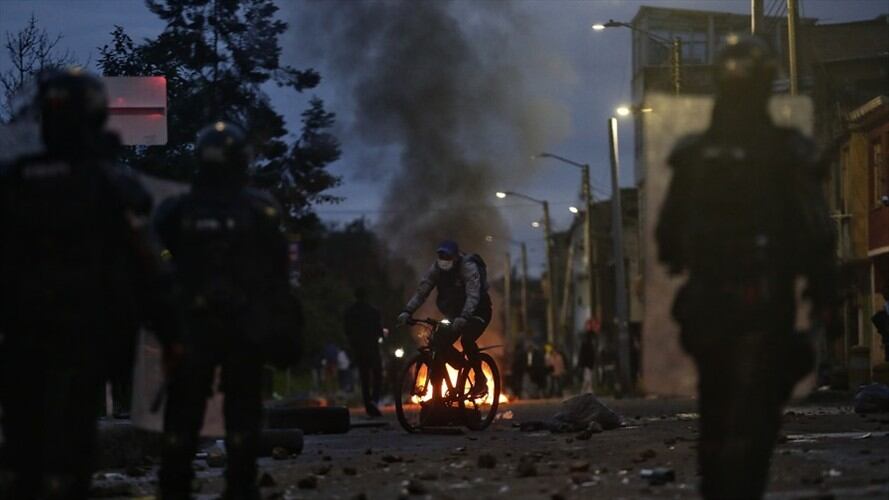 Entre las víctimas hay un funcionario del CTI que fue linchado por la ciudadanía, luego de ocasionar la muerte de dos civiles en el sector de La Luna.. Foto: Colprensa-Sergio Acero
