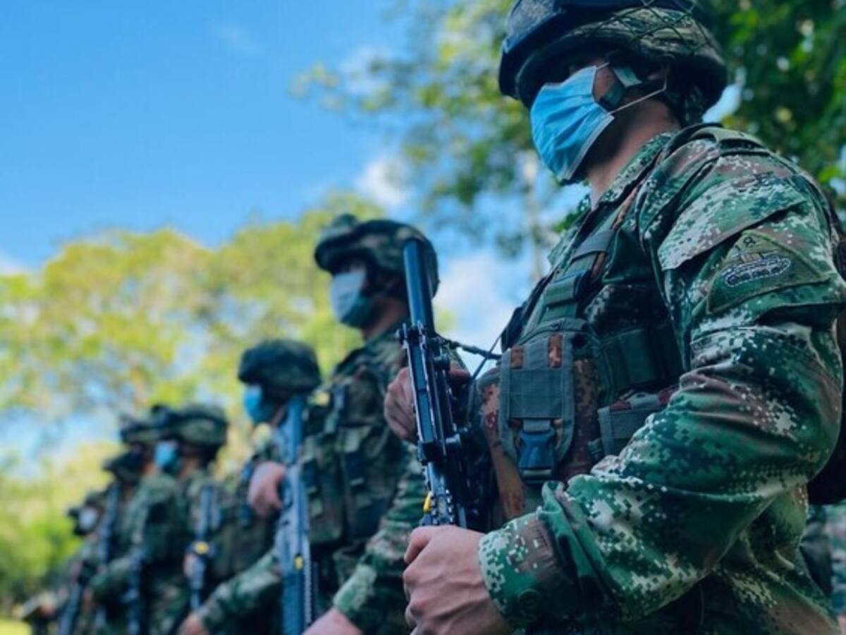 Militares y policías piden participar en seguimiento a informe final de la Comisión de la Verdad