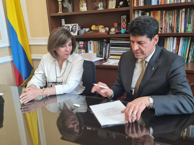 Educación con valores: el polémico proyecto de ley que busca adoptar el amor como base fundamental de la convivencia familiar