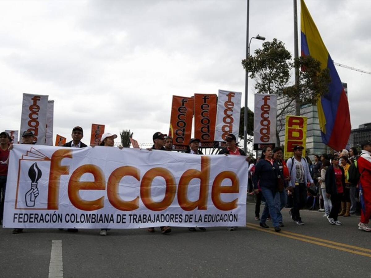 Maestros del Cauca divididos por paro de Fecode
