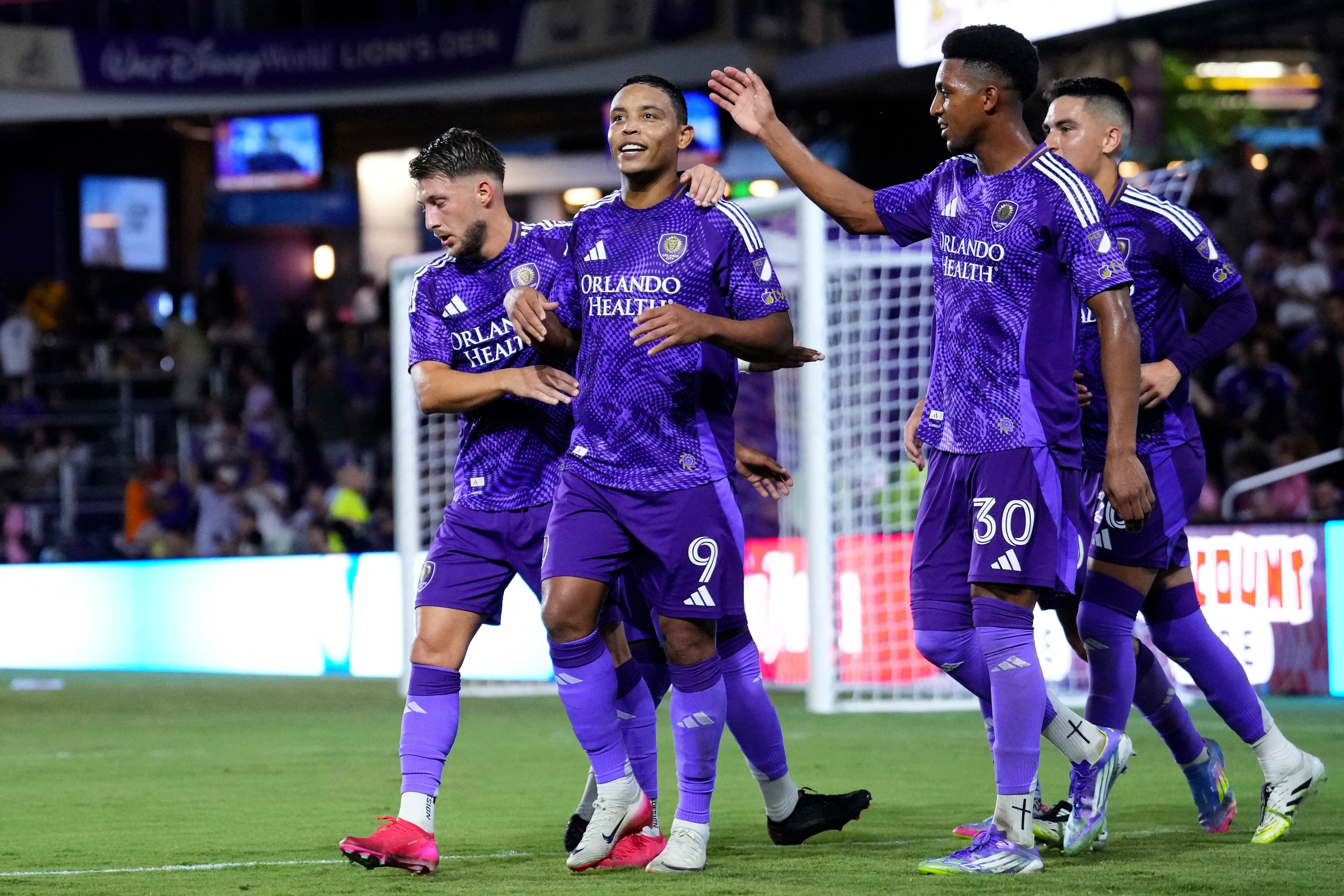 Luis Muriel fue figura en la goleada 4-1 del Orlando City sobre Inter Miami sin Messi en la MLS.   Rich Storry/Getty Images/AFP (Photo by Rich Storry / GETTY IMAGES NORTH AMERICA / Getty Images via AFP)