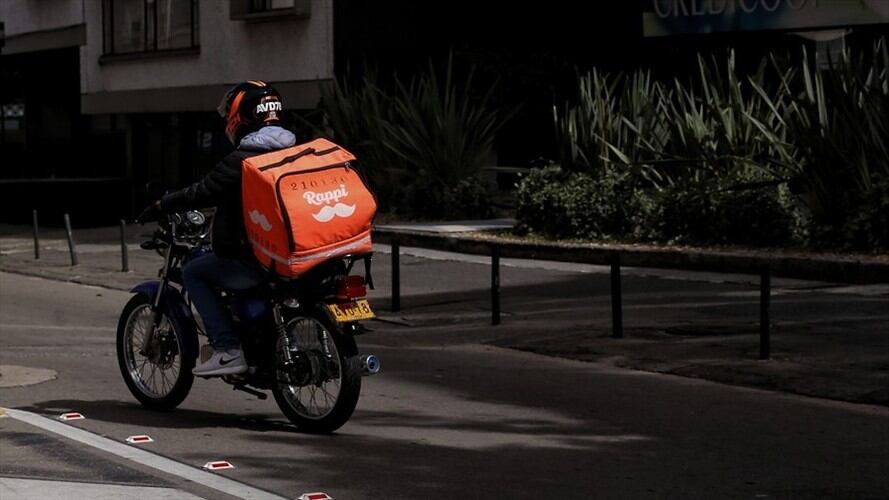 La Superintendencia de Industria y Comercio impuso la máxima sanción a Rappi, por más de $1.755 millones. Foto: Colprensa / CAMILA DÍAZ