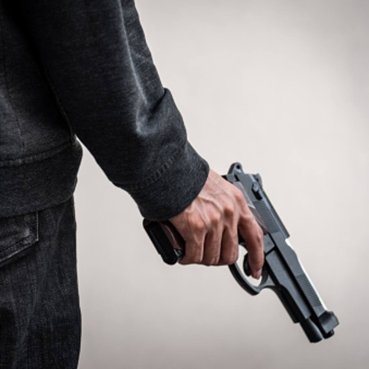 Escalofriante: en Bogotá dispararon contra tres hombres en plena vía pública