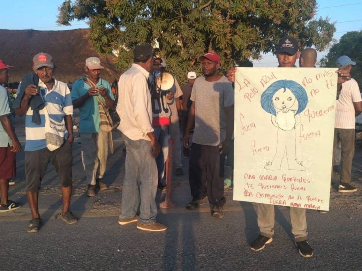Bloqueos en la Cordialidad por protestas en Bayunca, corregimiento de Cartagena
