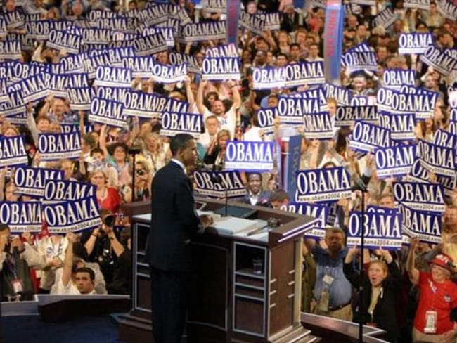 Barack Obama durante la Convención Demócrata de 2004, en la que endosó a John Kerry.. Foto: BBC Mundo