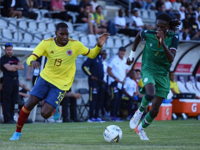 Selección Colombia ante Comoras en torneo Maurice Revello. Foto: FCF