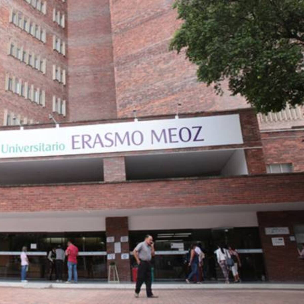 “Tenemos una sobrepoblación del 320%”: líder sindical sobre emergencia en Hospital Erasmo Meoz