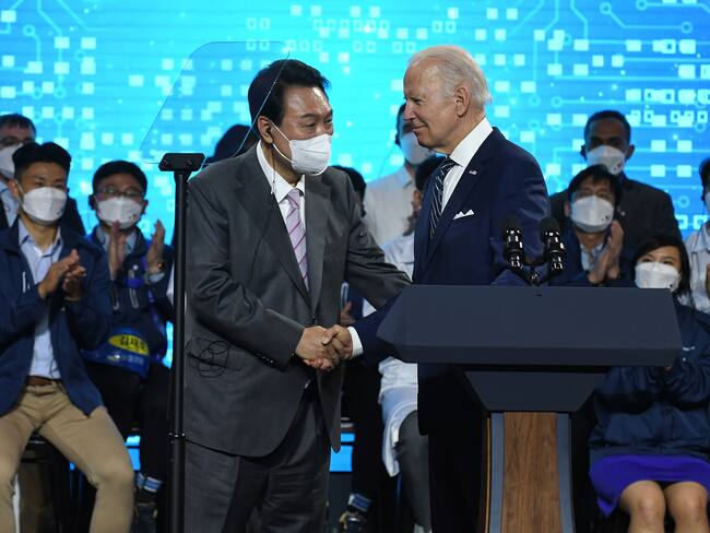 Biden llega a Corea del Sur, bajo la sombra de posible prueba nuclear de vecino del norte