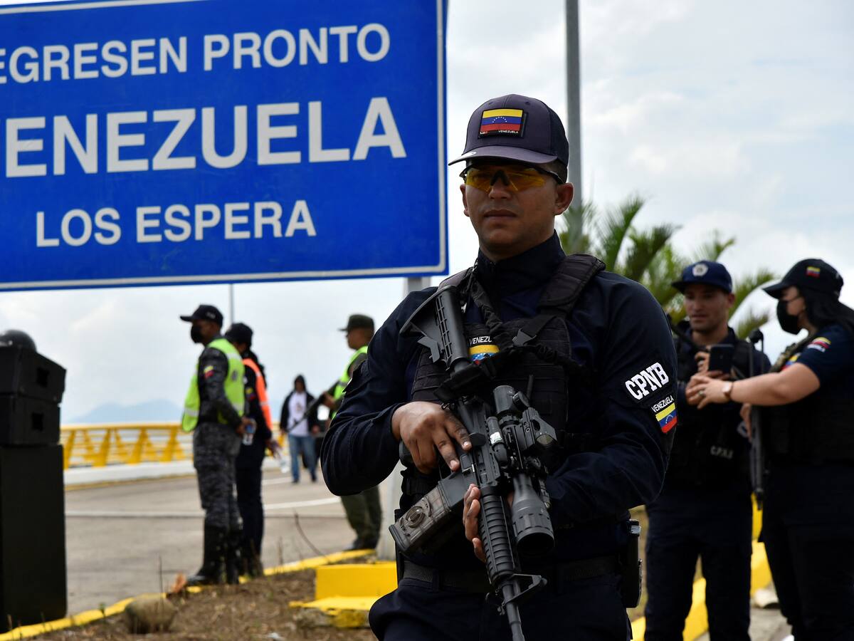 Paso libre por el puente Atanasio Girardot se mantendrá hasta el viernes