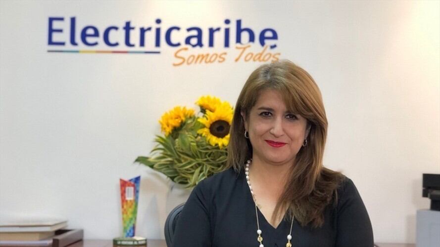 Según explicó Ángela Rojas a esta emisora, no hubo ninguna irregularidad porque CaribeMar y CaribeSol son subsidiarias de Electricaribe. Foto: Colprensa / ELECTRICARIBE