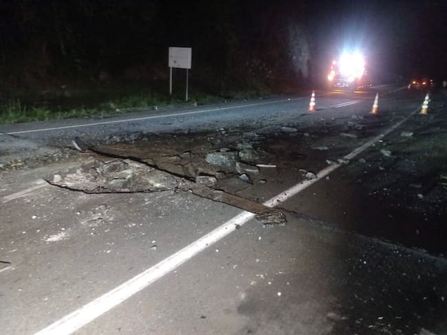 Explosión cerca de La Pintada, Antioquia, deja paso restringido en la vía: no hay personas heridas