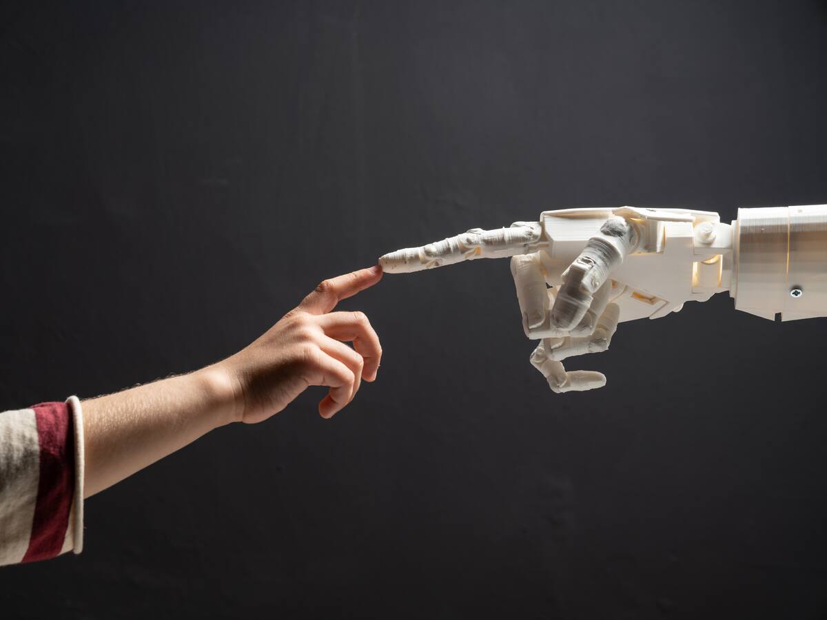 Jóvenes colombianos se preparan para la Olimpiada de Robótica: así será el concurso