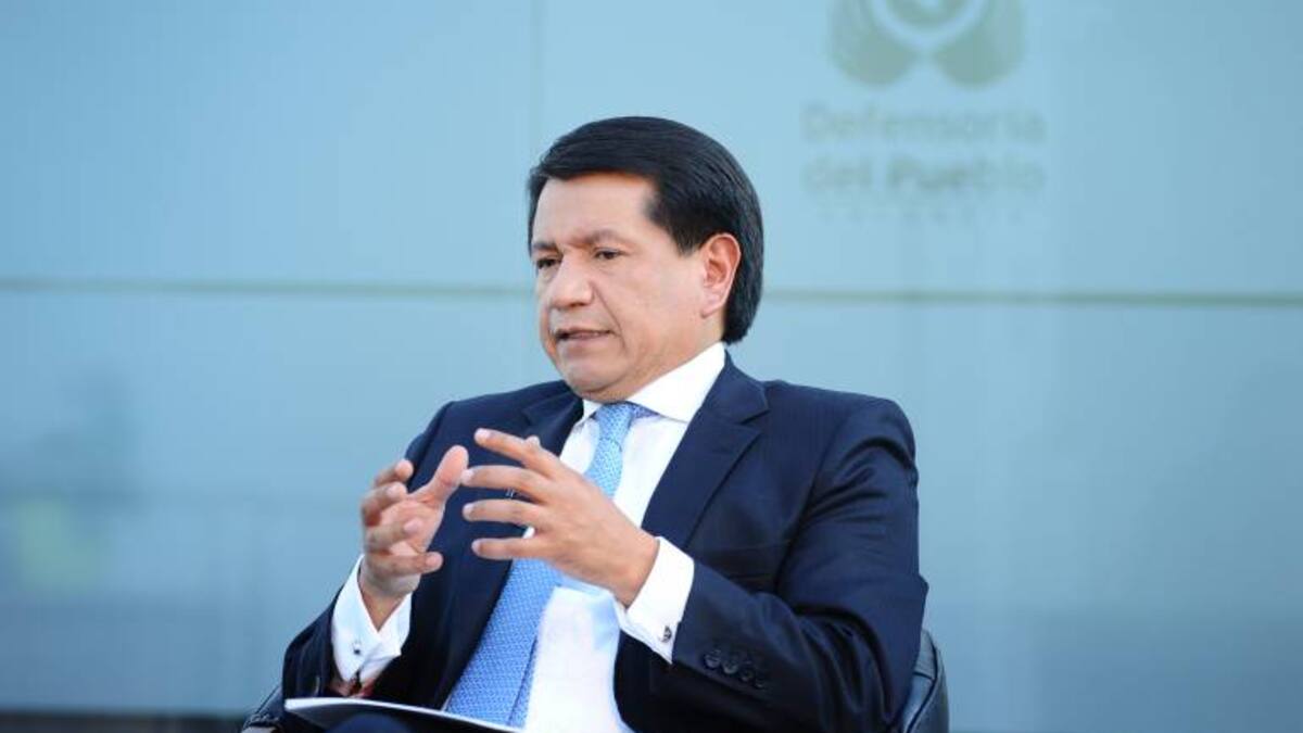 Proceso disciplinario contra exdefensor Jorge Armando Otálora fue archivado