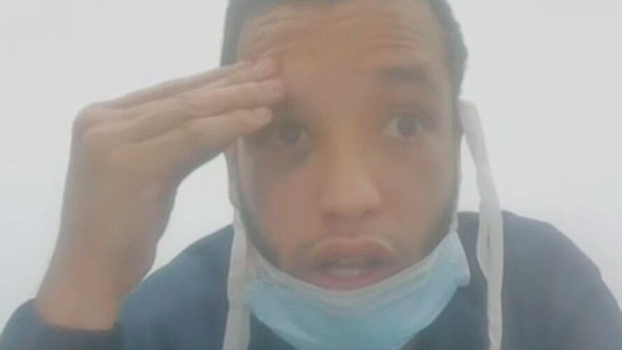 Wilkerson Slyke Hernández Sánchez es acusado de asesinar al patrullero Edwin Caro Gómez en el norte de Bogotá el pasado 10 de marzo. Foto: Captura de video