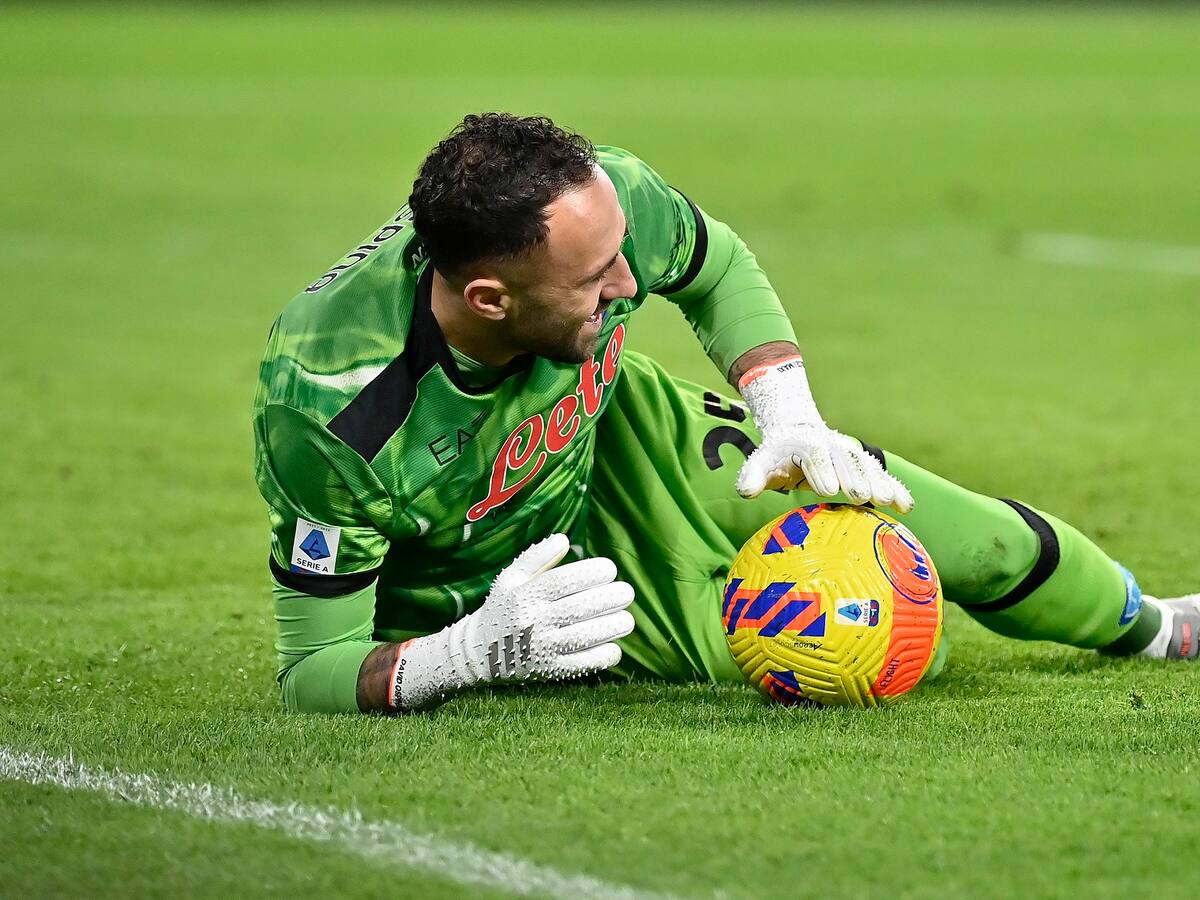 Alarma en la Selección Colombia por David Ospina: salió de partido por molestias físicas