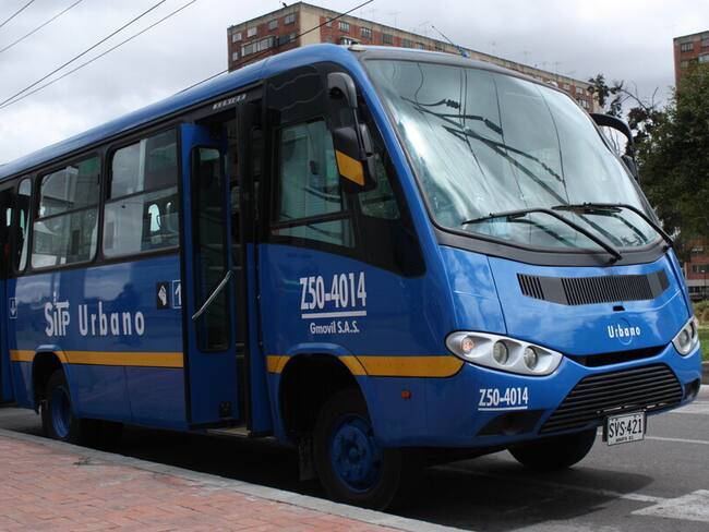 Imagen de referencia de un bus del SITP vandalizado. Foto: Colprensa.