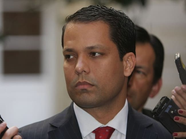 El gobernador Luis Alberto Monsalve es investigado por irregularidades en el PAE durante una Gobernación anterior. Foto: Colprensa / GERMÁN ENCISO