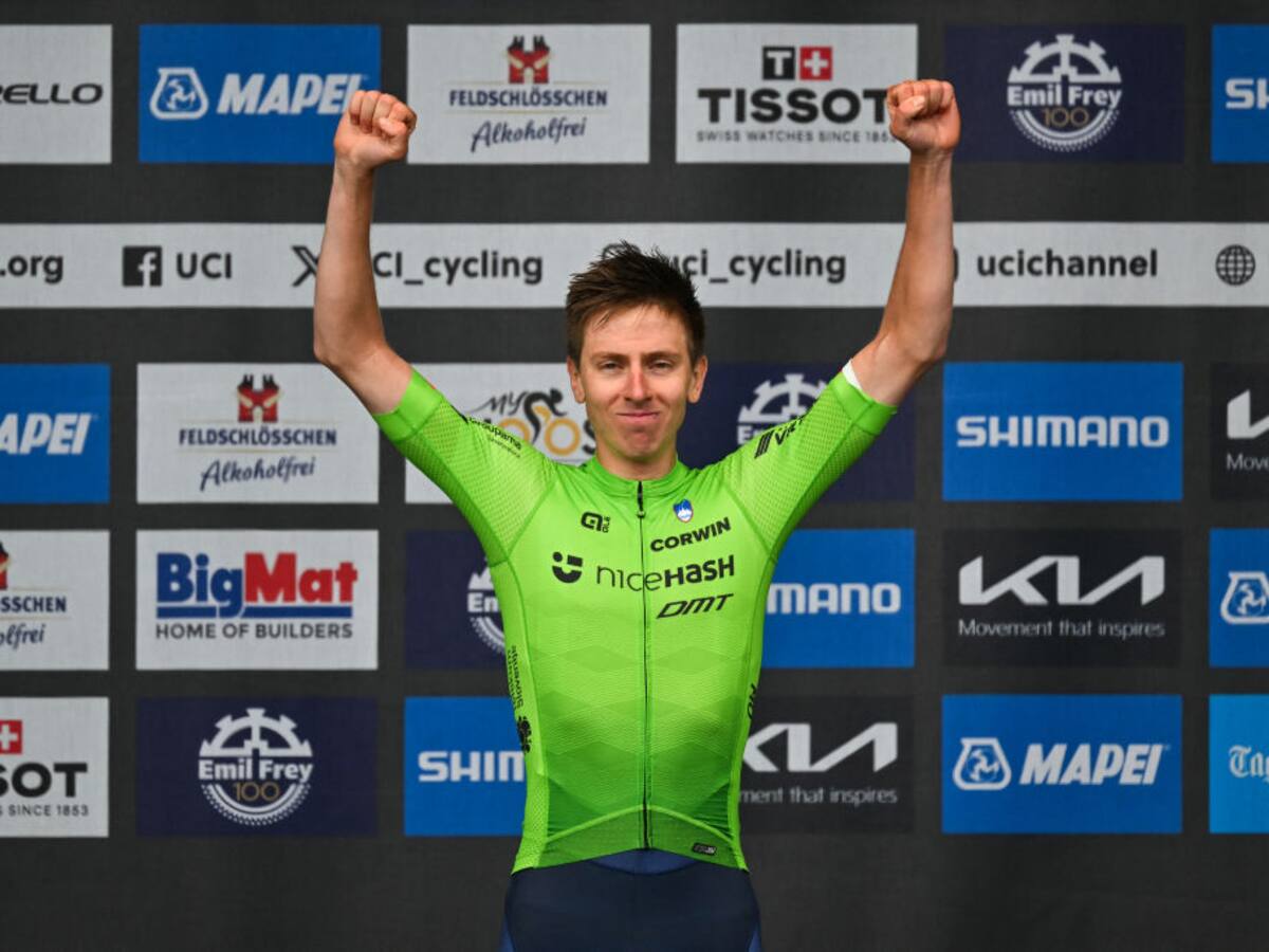 Tadej Pogacar ganó el Mundial de Ciclismo con una exhibición de otra época