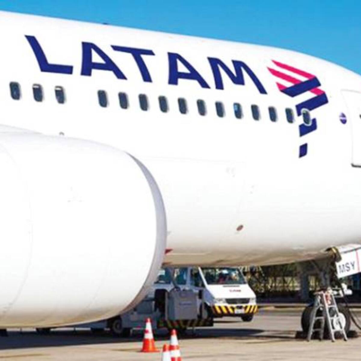 Piloto fallece tras complicaciones de salud durante un vuelo de Estados Unidos a Chile